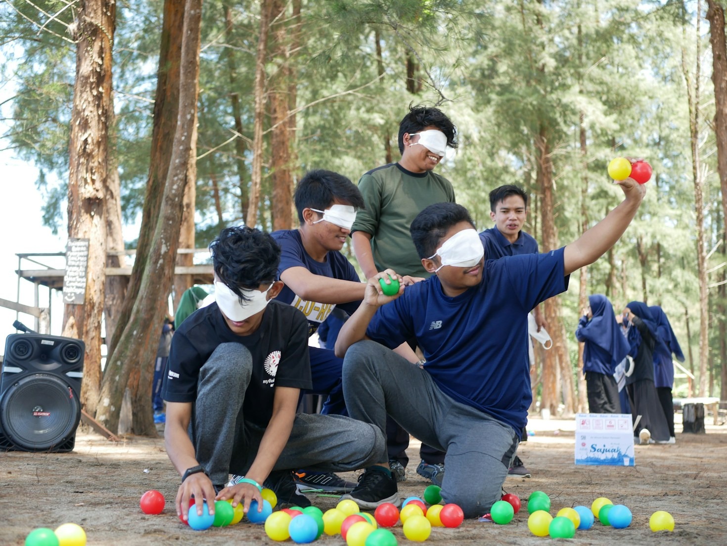 Making a Difference: Stories from BLOOM Volunteers